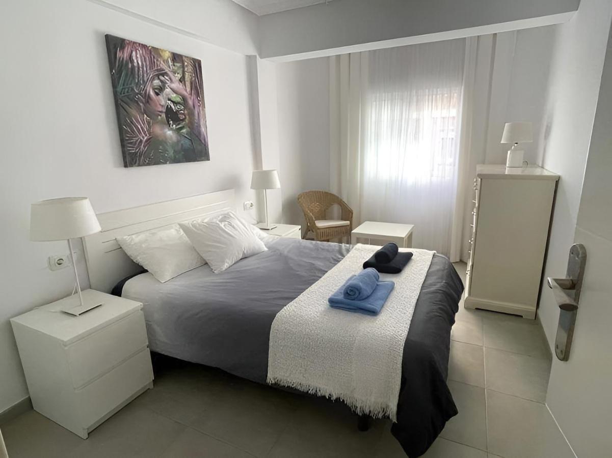 Del Mar 1 Deluxe Apartment Torrevieja Centrum Екстер'єр фото